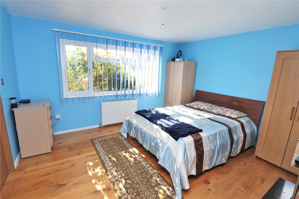 House in New Forest, Old Milton, New Milton - View 4