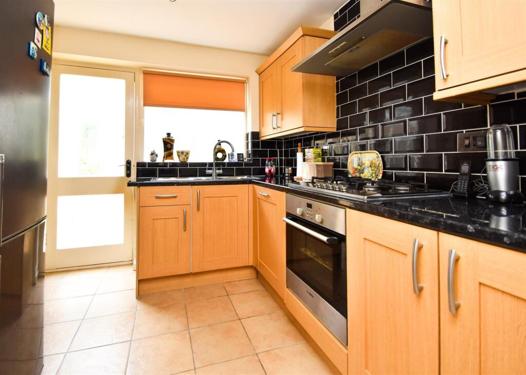House in Wolverhampton, West Midlands - View 5