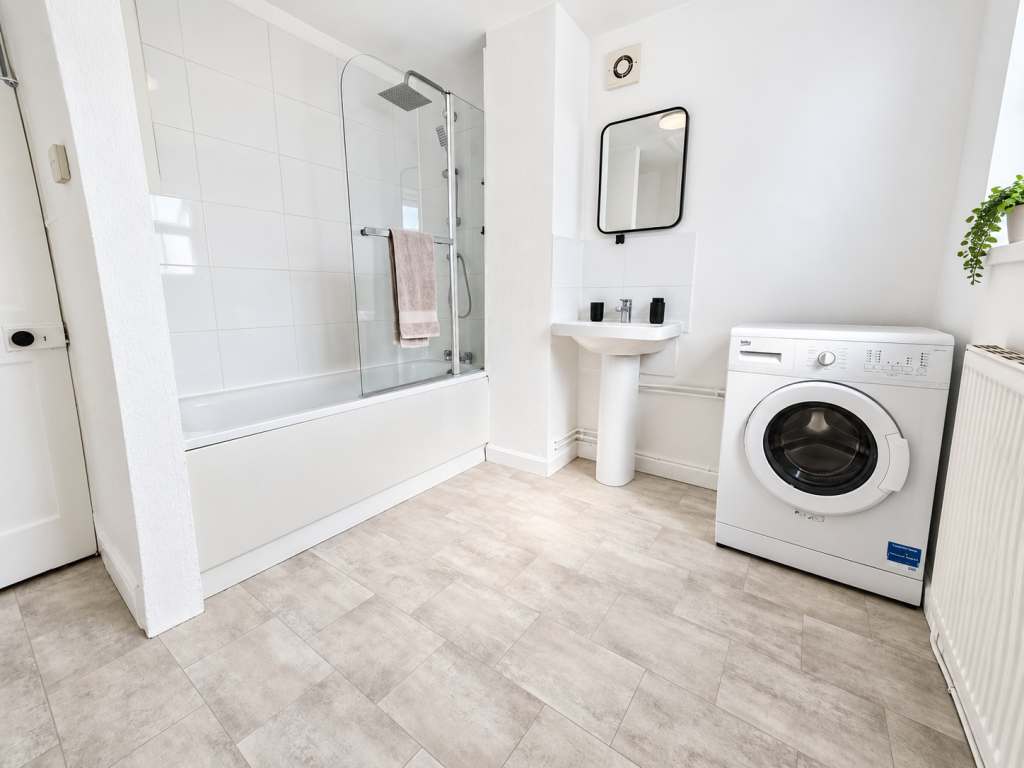 51 Church Road, St Thomas, Exeter photo 4