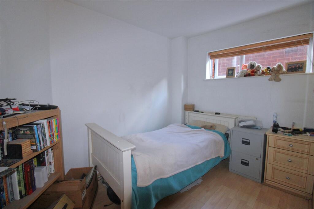 Apartment in Bath, Trowbridge - View 5