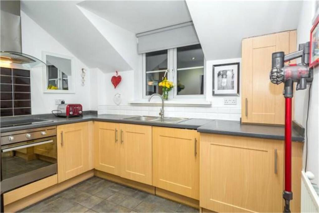 Apartment in York - View 2