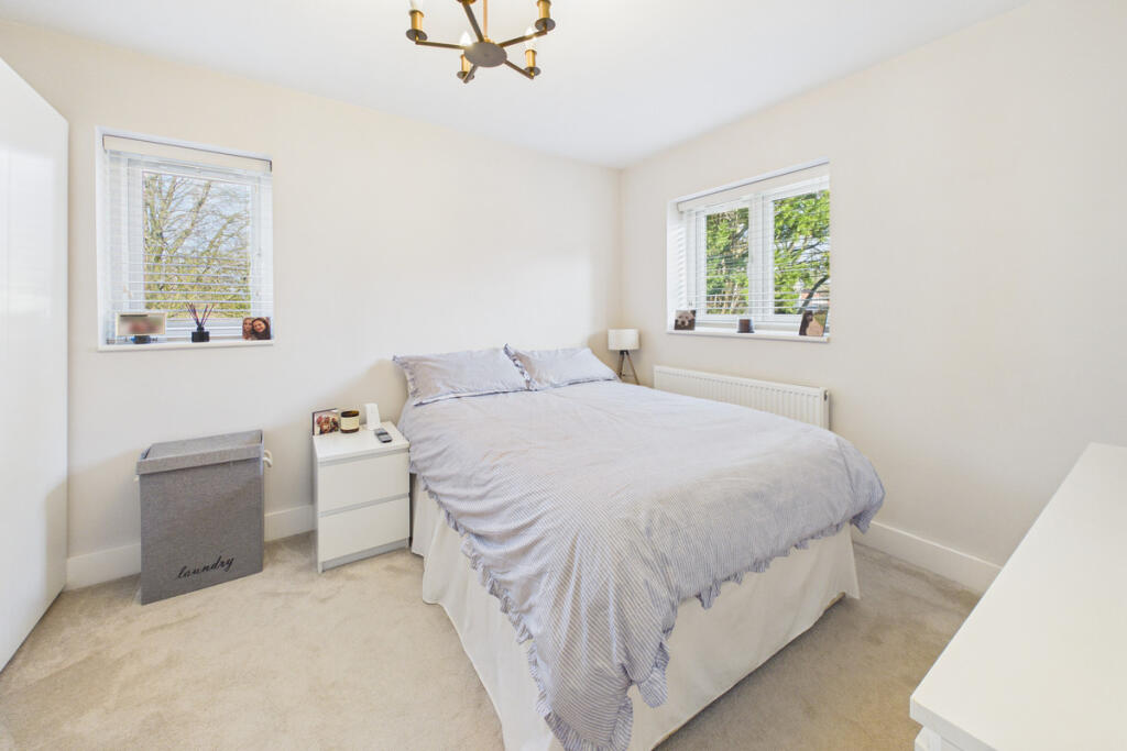 House in Dacorum, Hertfordshire - More