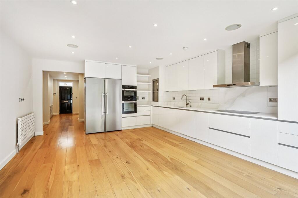 House in London, Battersea - View 4