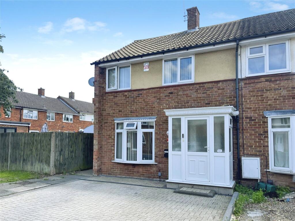 Main image of property: Fullers Mead, Harlow, Essex, CM17