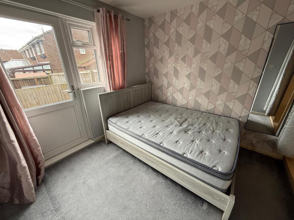 Apartment in Swindon - View 5
