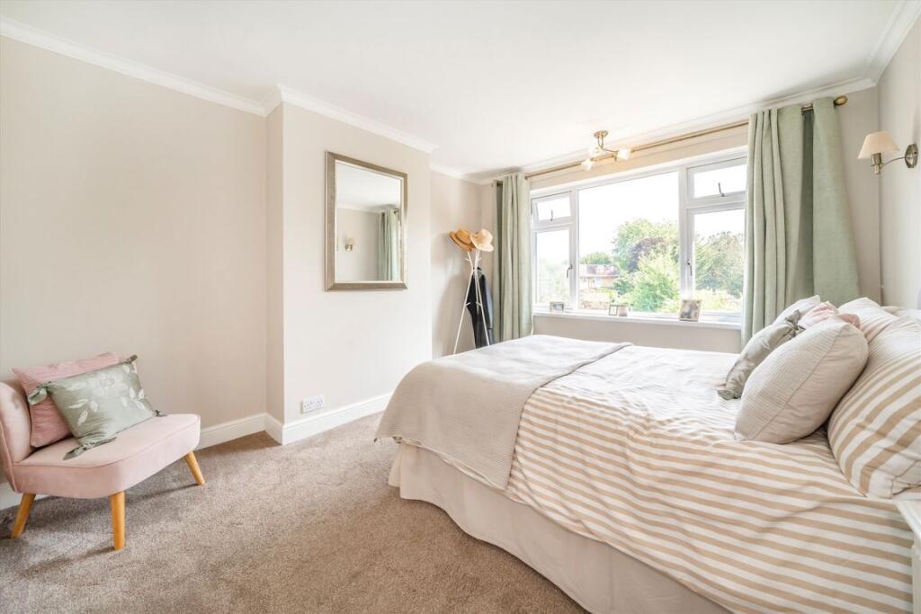 House in Twickenham - View 5