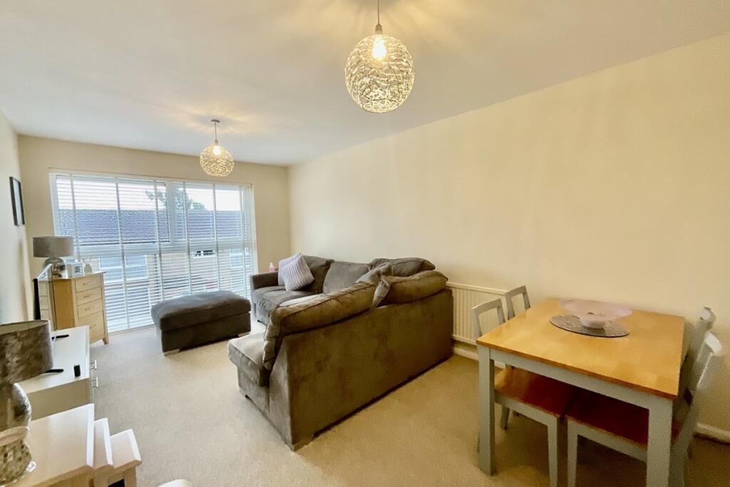 Grassdale View, Sheffield, S12 4LZ photo 4