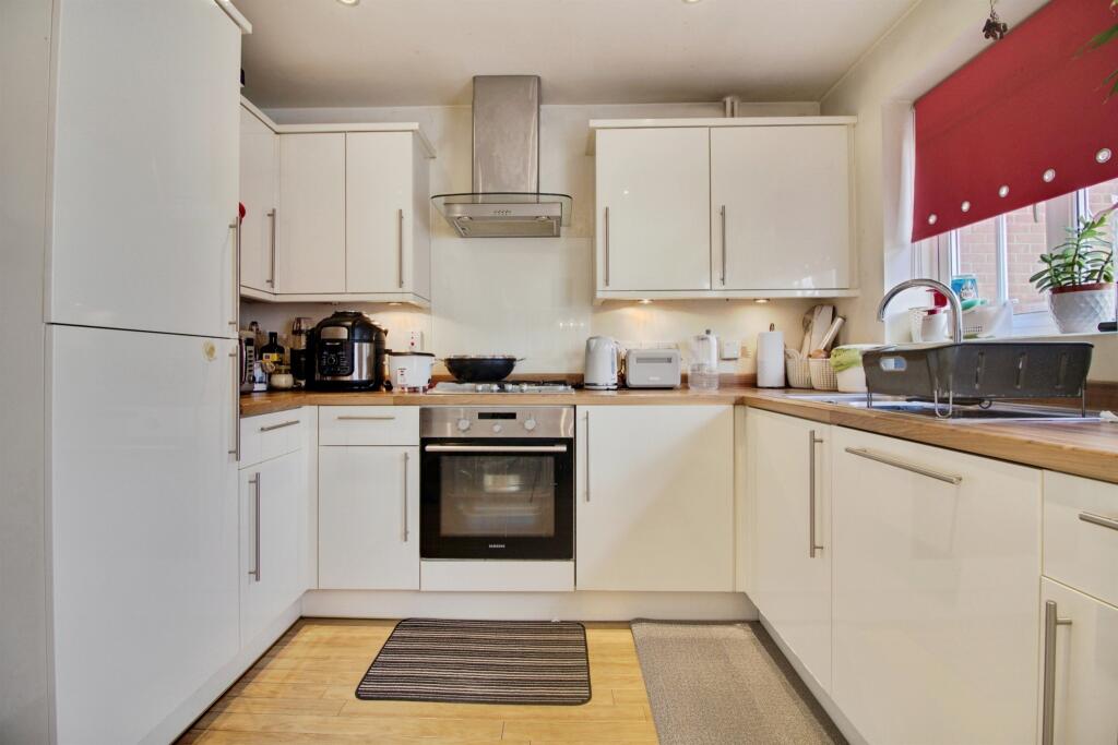 Additional image 5 of Dragon Road, Hatfield