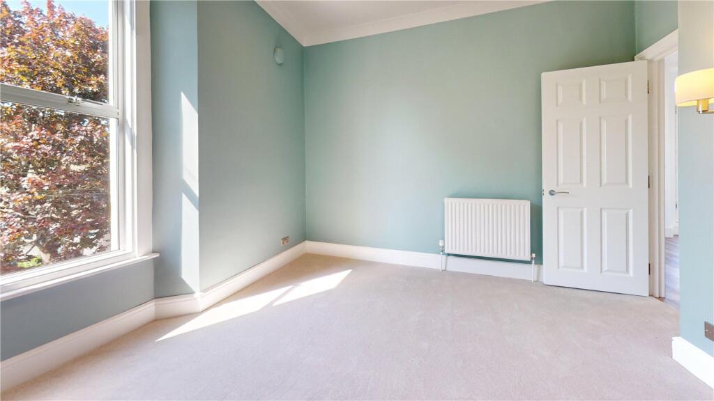 Apartment in Bristol, Clifton Village, Clifton - View 5