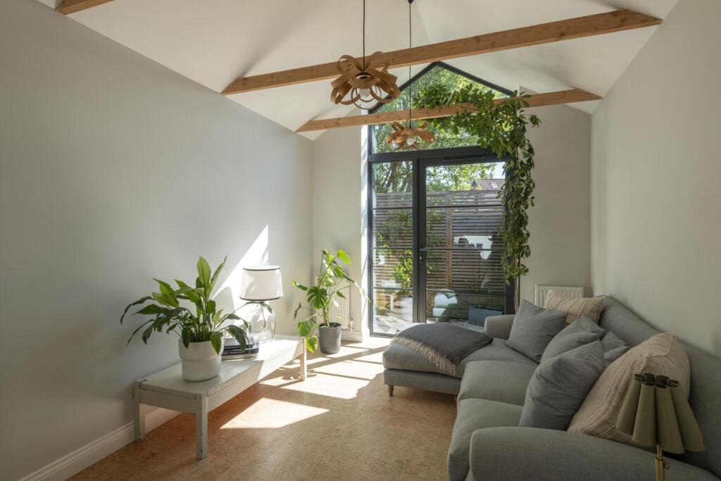 House in Hungerford, Kintbury - View 3