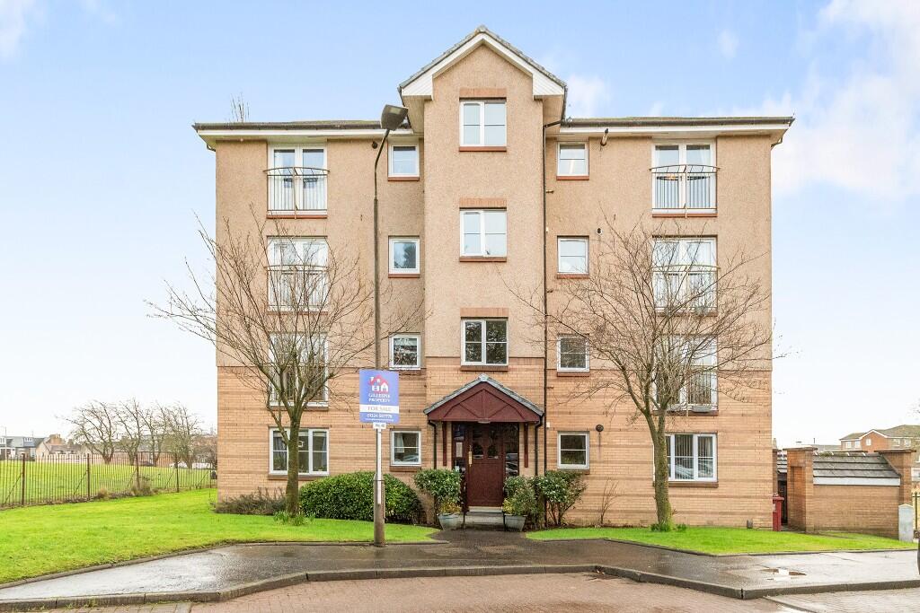 Main image of property: 40 Queens Court, Larbert, Stirlingshire, FK5 4BS
