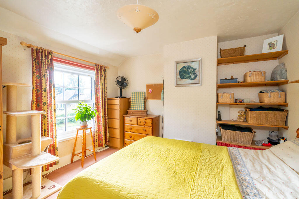 House in Arun, Woodgate, Aldingbourne - More