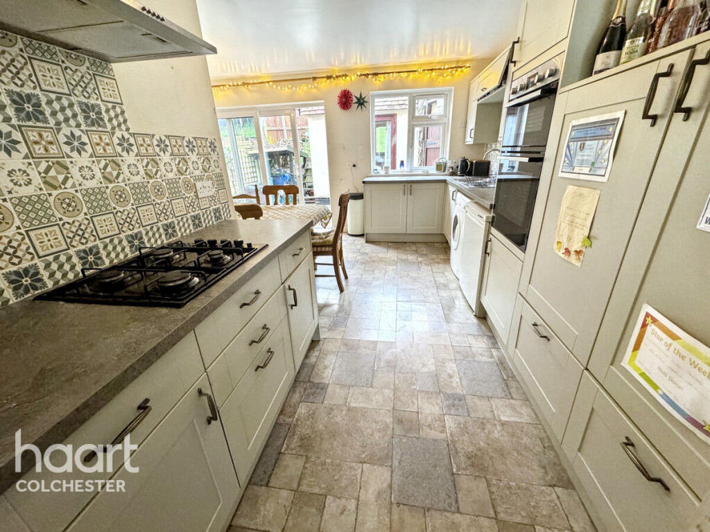 Rosebery Avenue, Colchester photo 3