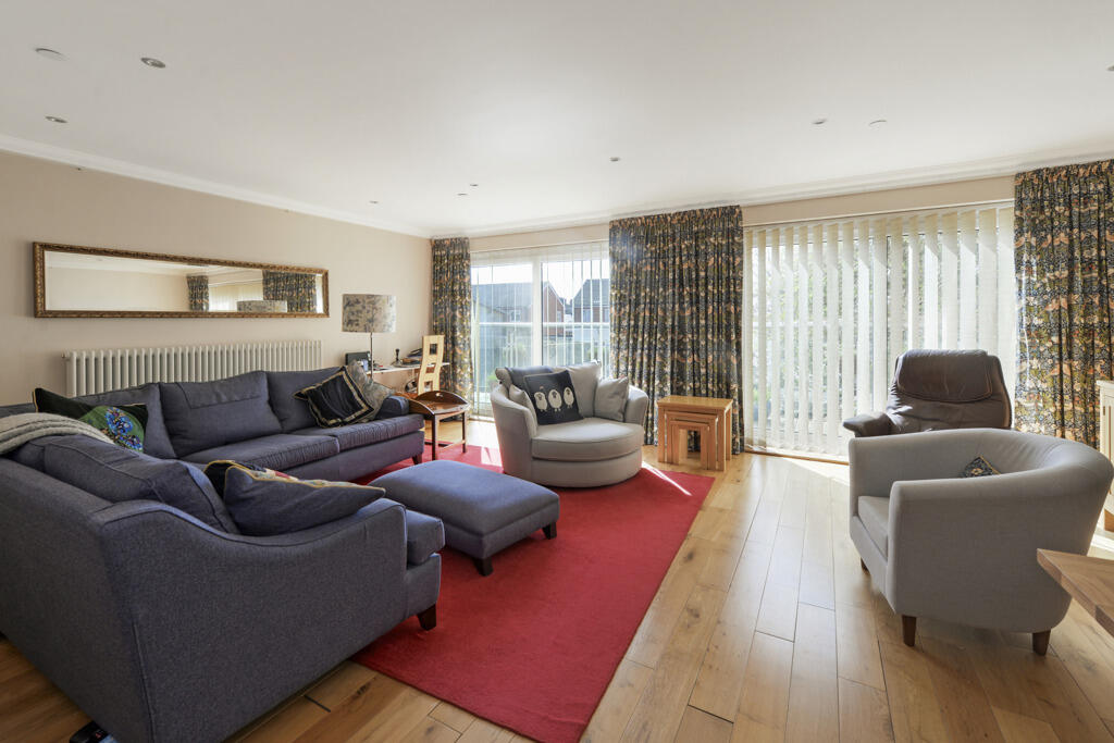 Boxley Road, Penenden Heath, Maidstone, Kent, ME14 2BH photo 2