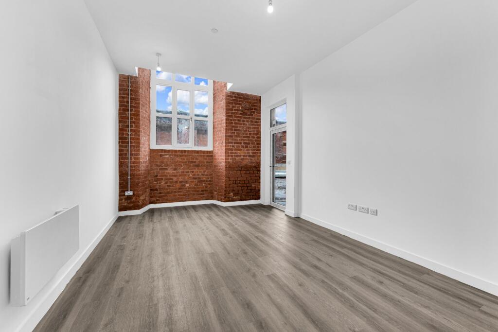 Apartment in Bolton - View 5