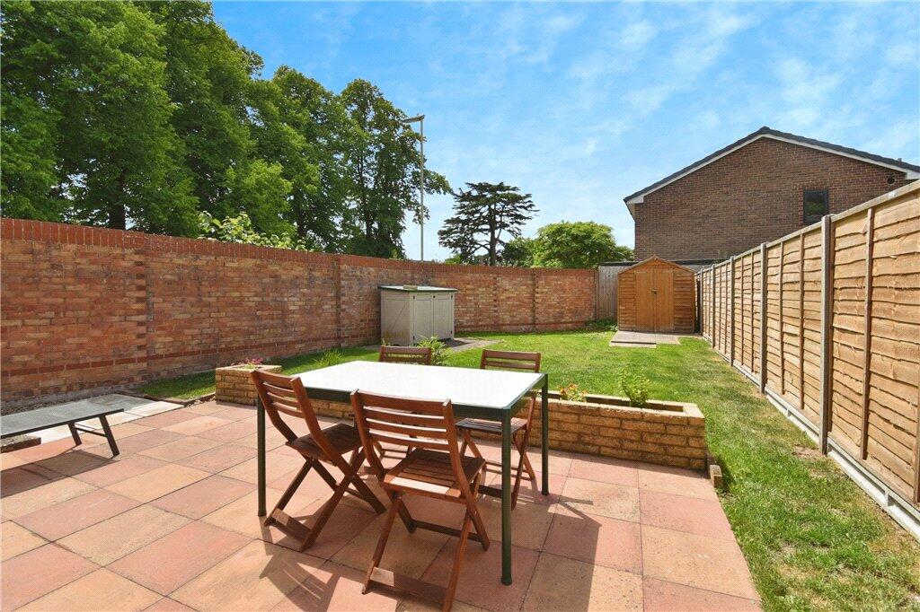 Viney Avenue, Romsey, Hampshire photo 2