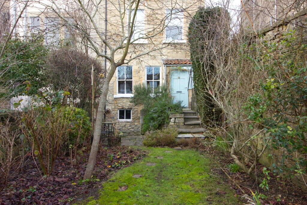 Main image of property: Kensington Place, Bath, BA1 6AW