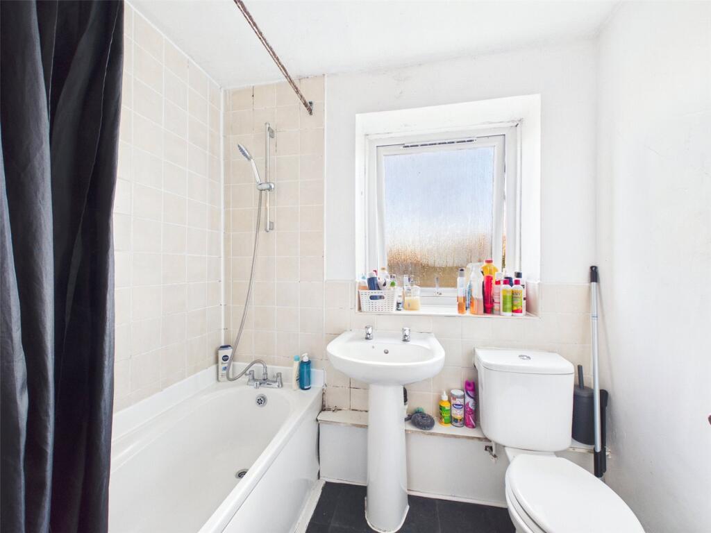 Canterbury Gardens, Salford, Greater Manchester, M5 - Ansicht 6