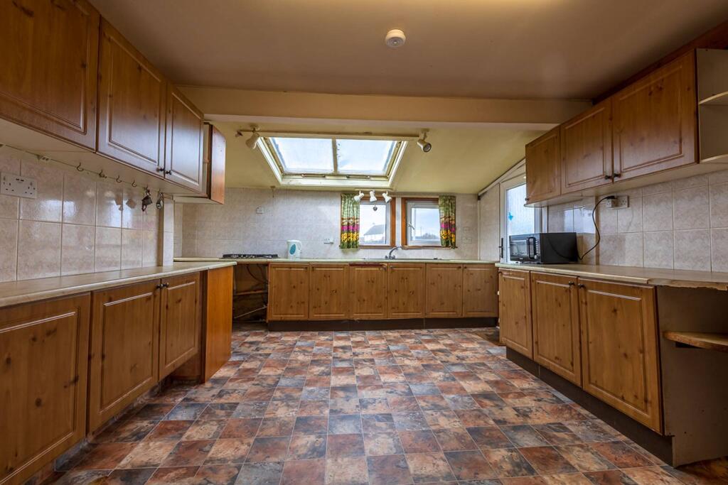House in Inverness, Highland - More