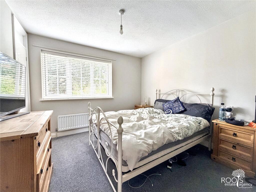 House in Reading - View 5