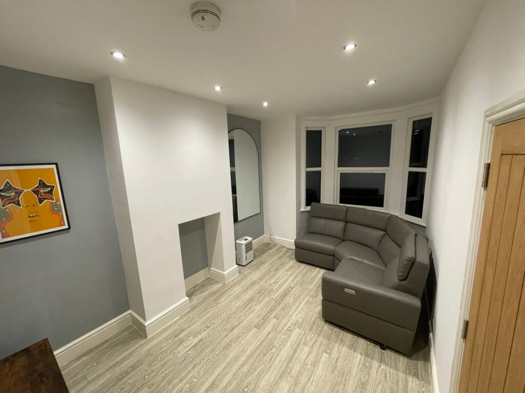 Main image of property: Flat 2, 181 Henwick Road, WR2