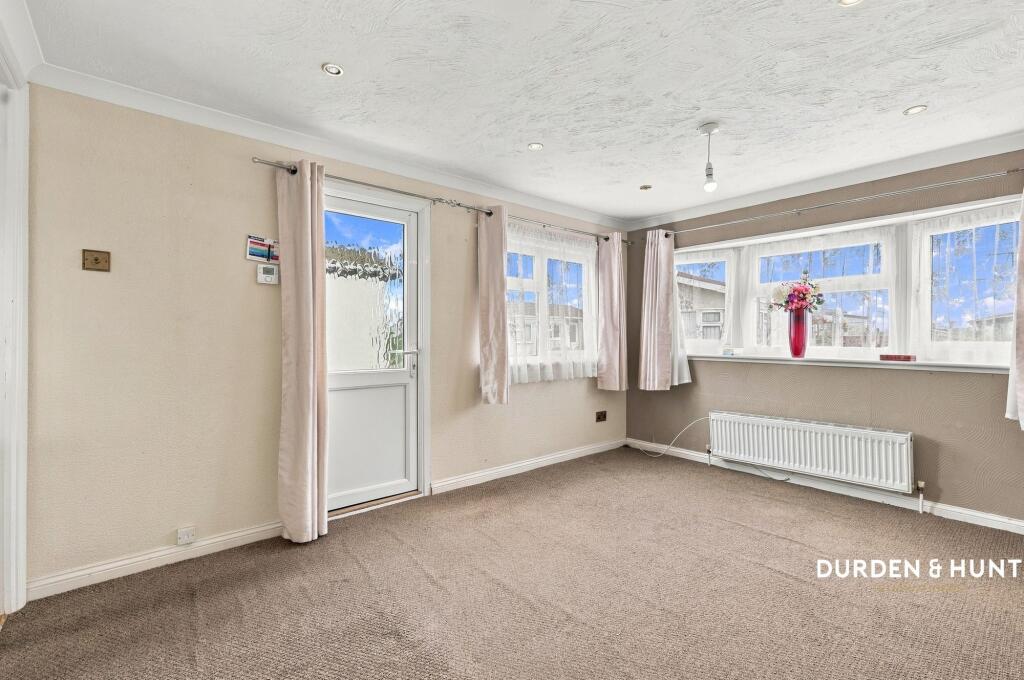 House in Southend-on-Sea - View 3