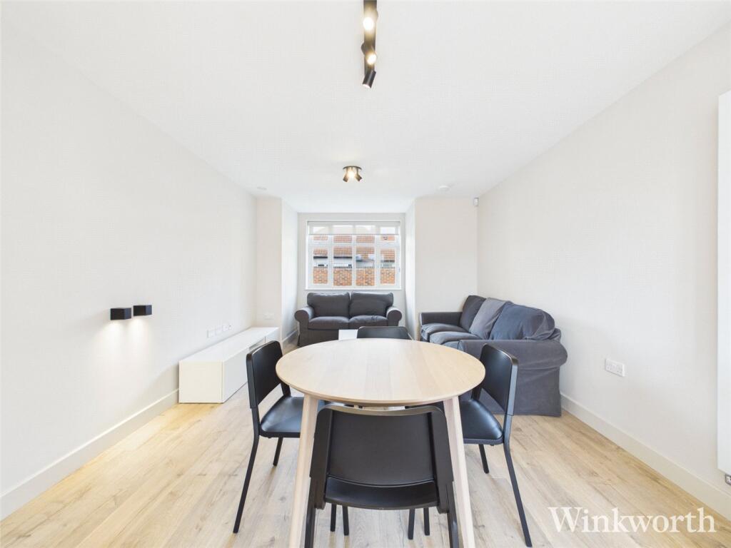 House in London - View 2