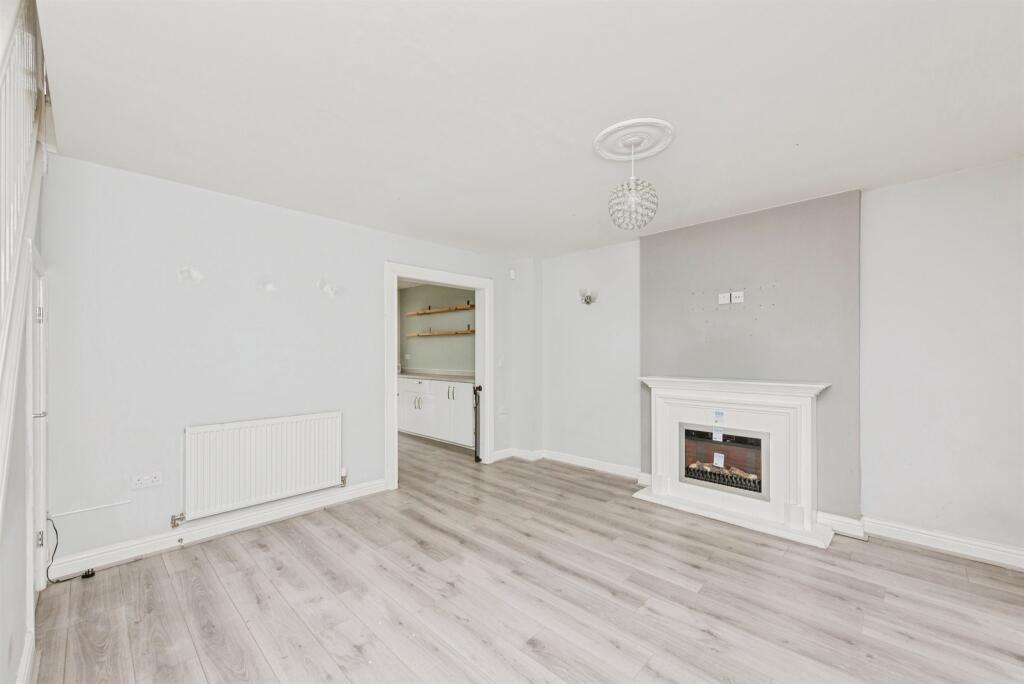 Additional image 8 of Lowes Drive, Tamworth