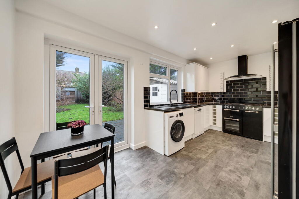 Knockholt Road, London SE9 photo 2