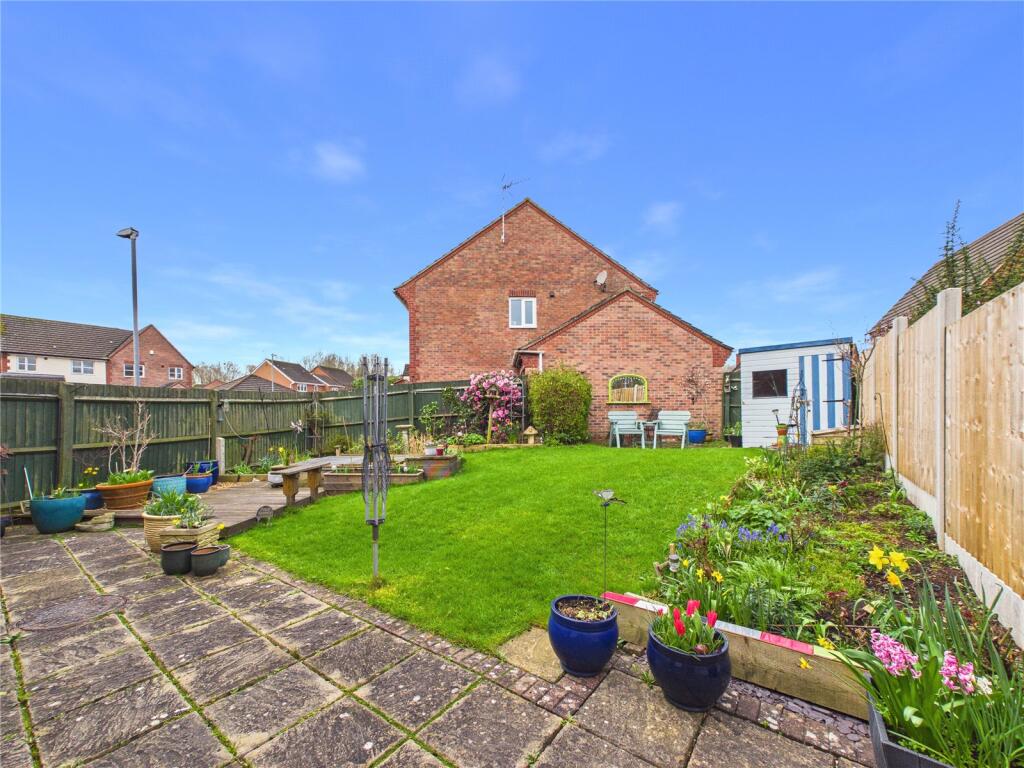 Howlett Place, Worcester, Worcestershire, WR4 photo 4