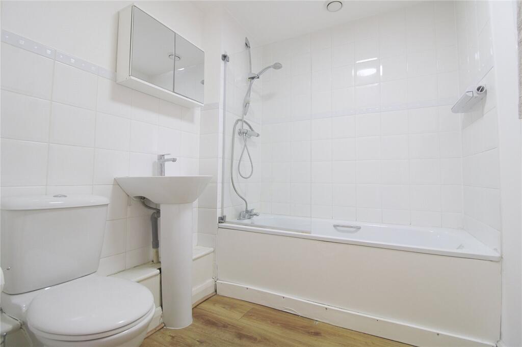 Apartment in London - View 3