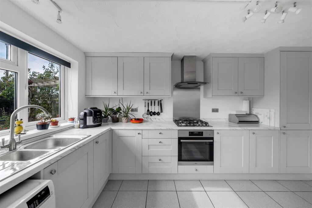 House in Dorchester, Portland - View 5