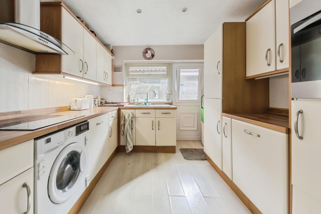 House in Knutsford, Cheshire East - View 4