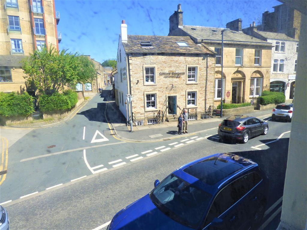 Main image of property: The Ginnel, New Market Street, Skipton, BD23 2JB