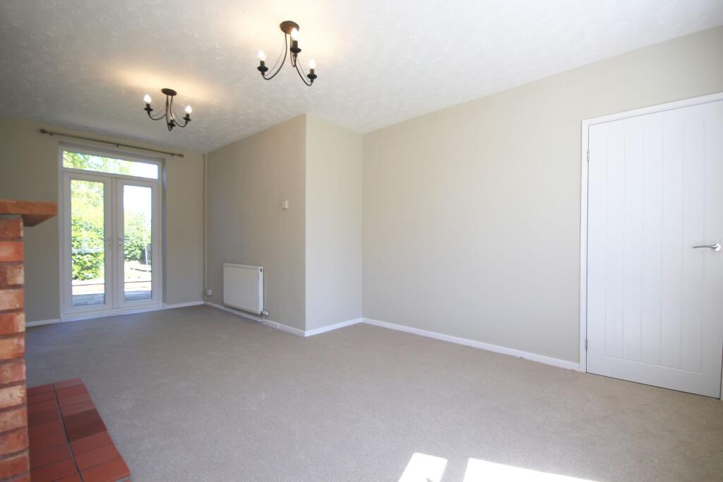 Nixon Road, Cuddington, CW8 photo 4
