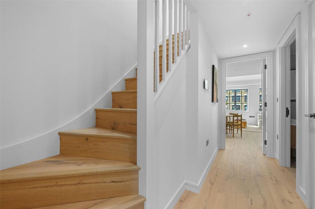 Apartment in London - View 5
