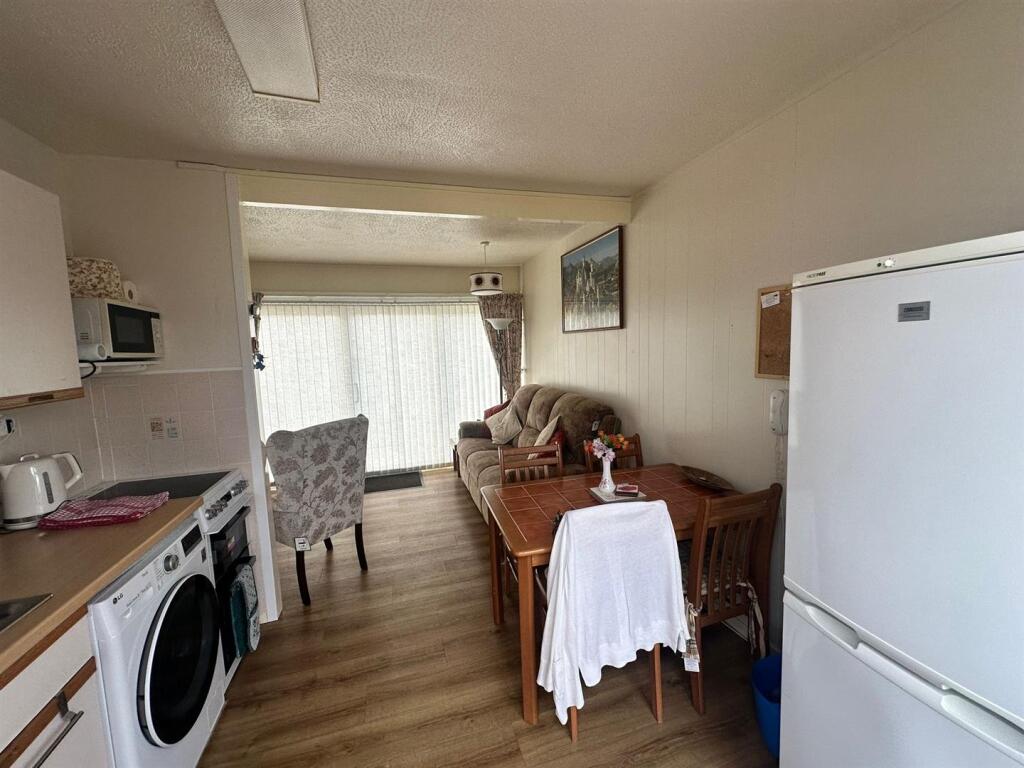 Winterton Valley Estate, Edward Road, Winterton photo 2
