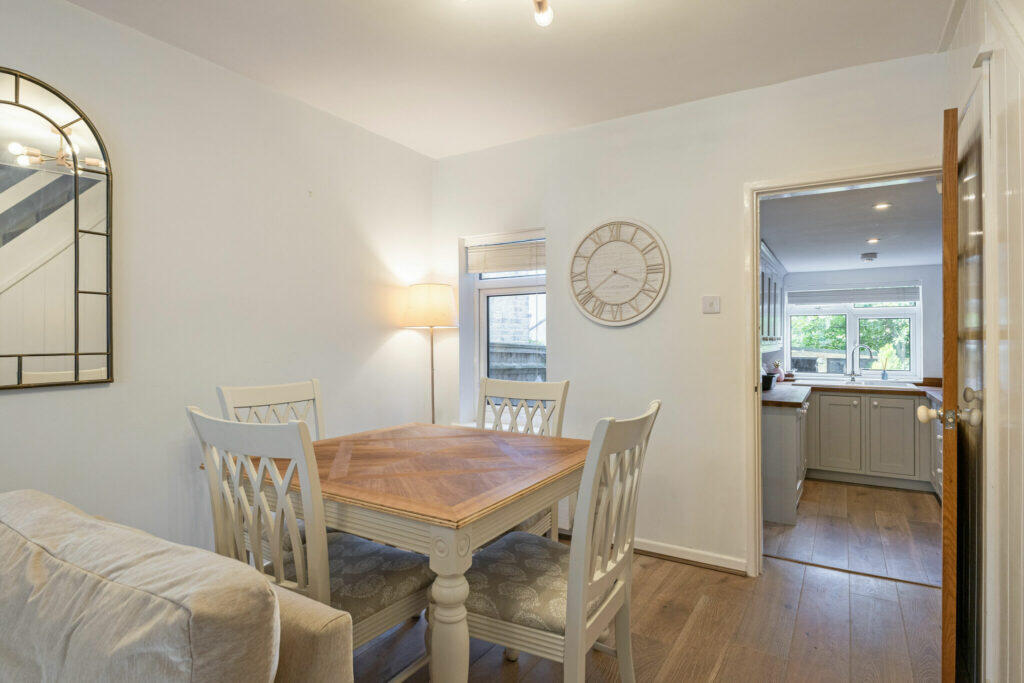 House in Bishop's Stortford, Havers - View 4