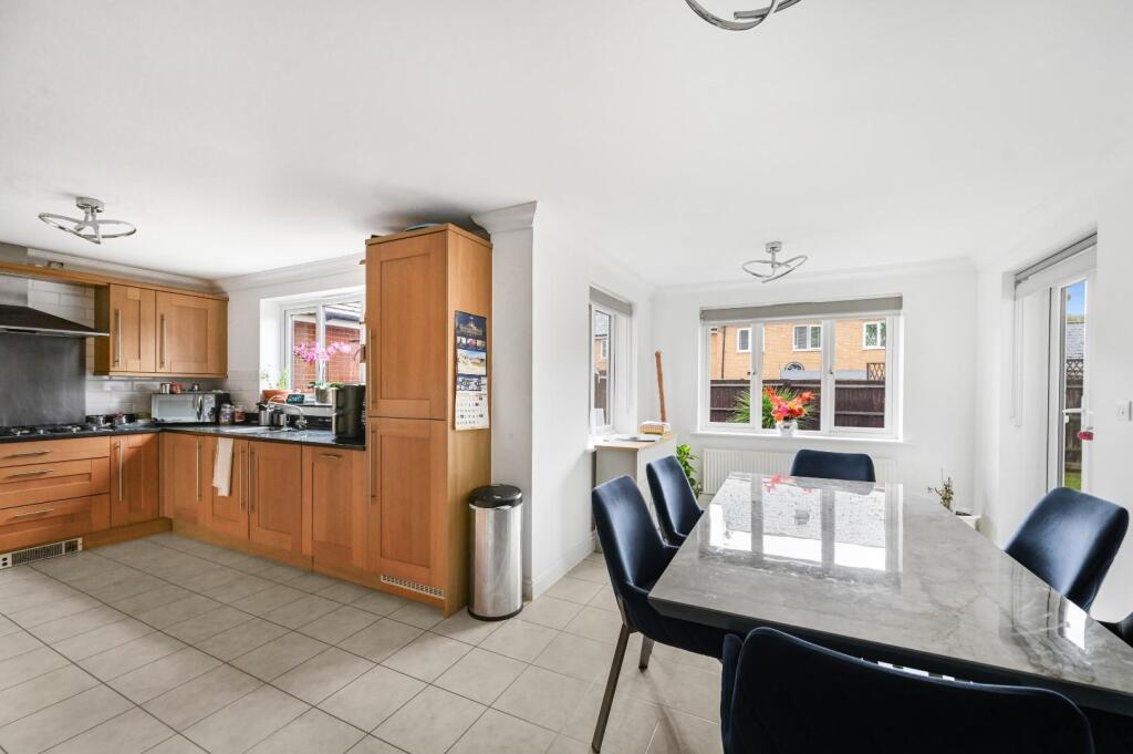 House in Chelmsford - View 2