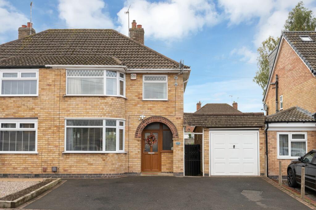 3-bed semi-detached on Mayfield Drive, Wigston, LE18, £295,000