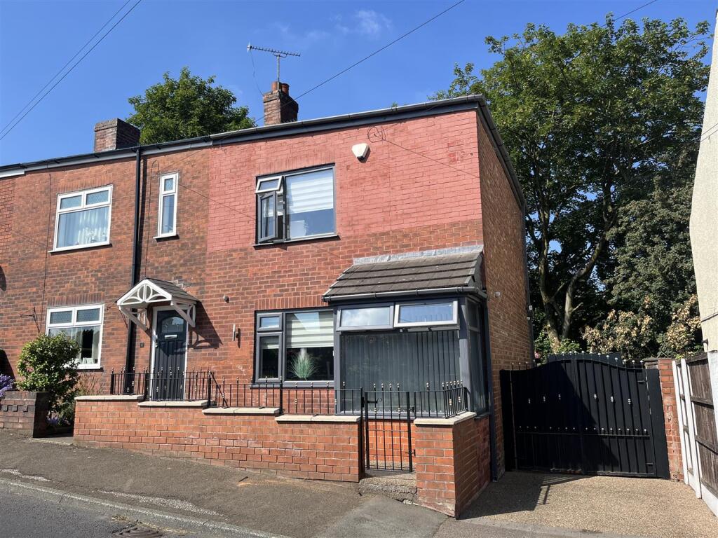 Main image of property: Hyde Street, Dukinfield
