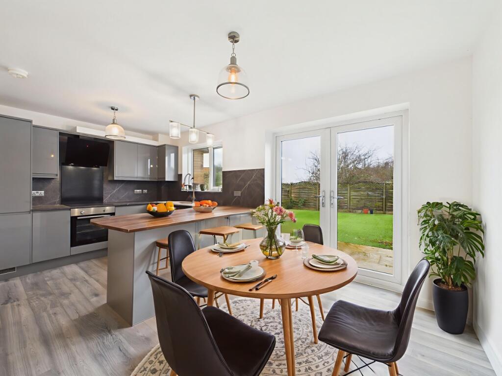 House in Hull, Kingston upon Hull - View 4