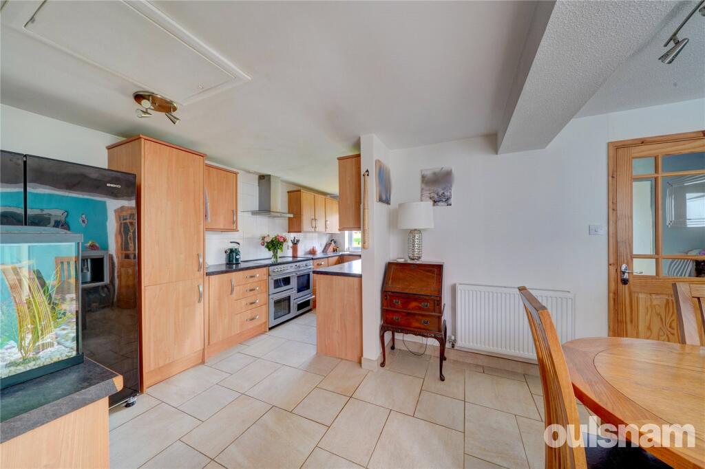 Hunters Way, Droitwich, Worcestershire, WR9 - View 3
