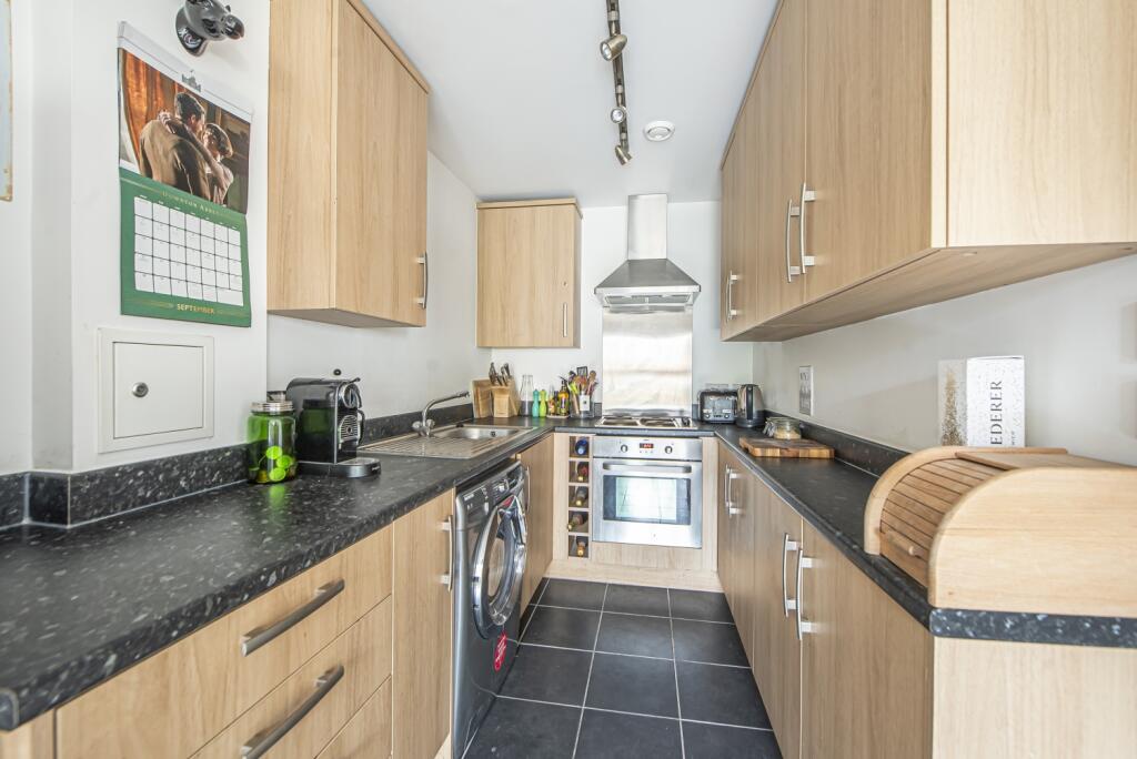 Apartment in London - View 3