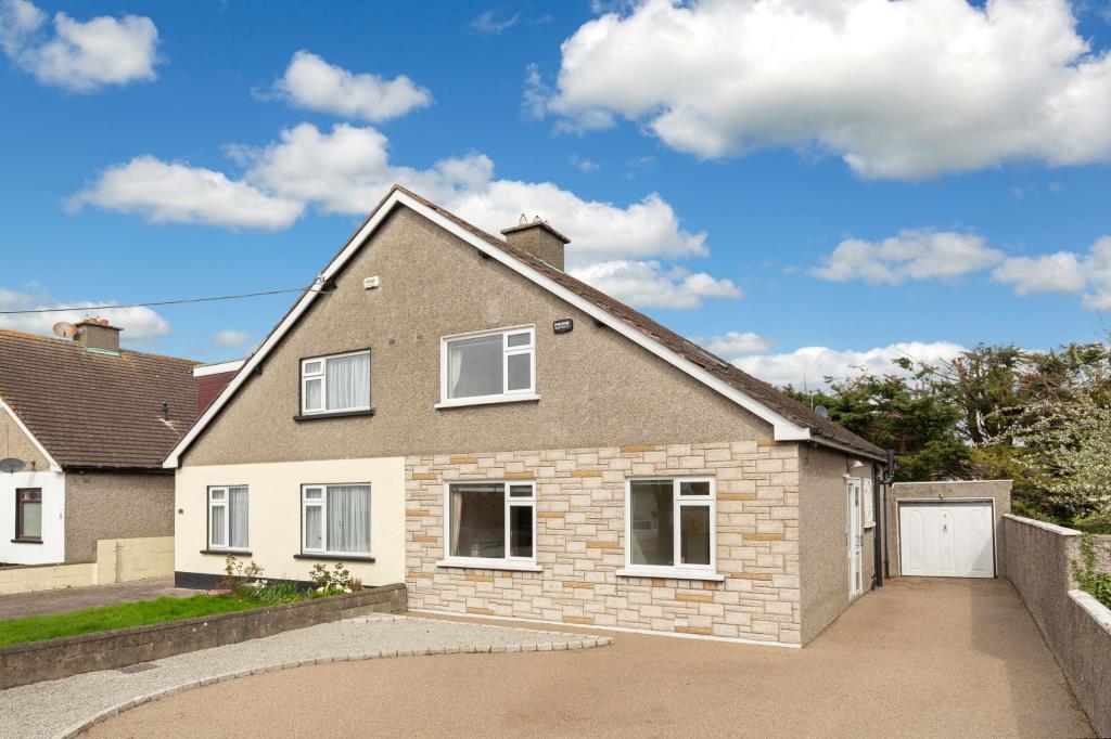 Main image of property: 1 Ashtown Grove, Navan Road, Dublin 7, D07 H527