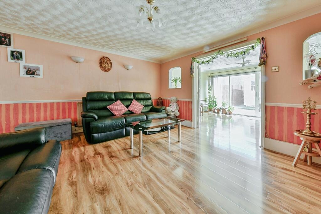 House in Stevenage - View 5