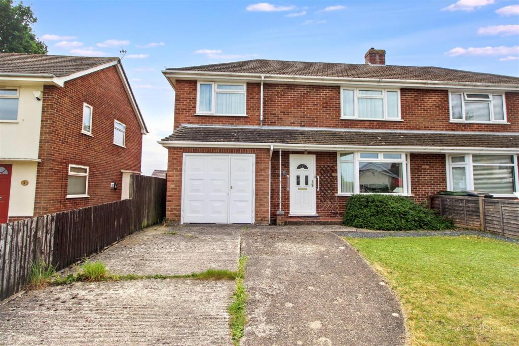 Main image of property: Wittenham Avenue, Tilehurst, Reading