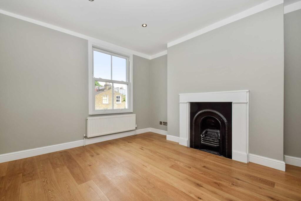 3 bedroom flat for rent