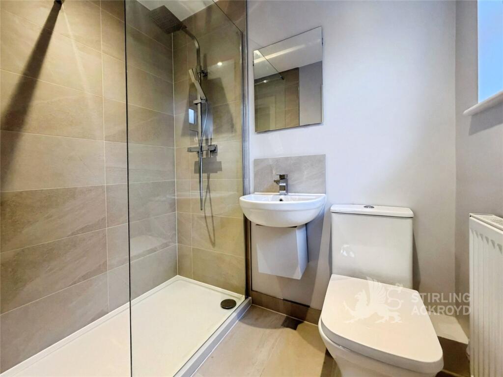 House in Guildford - View 4