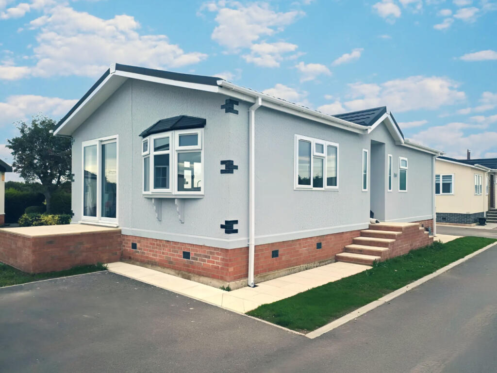2-bed caravan on Nottingham, Nottinghamshire, NG2, £225,000